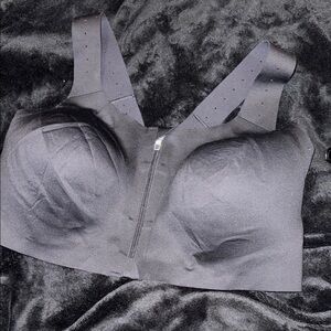 Brooks Black Zip-Front Sports Bra